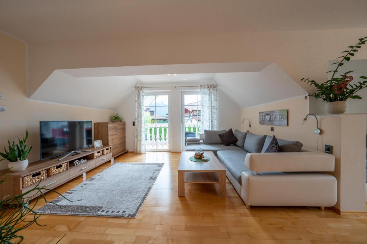 Apartment Tinney Kossen Bagian luar foto