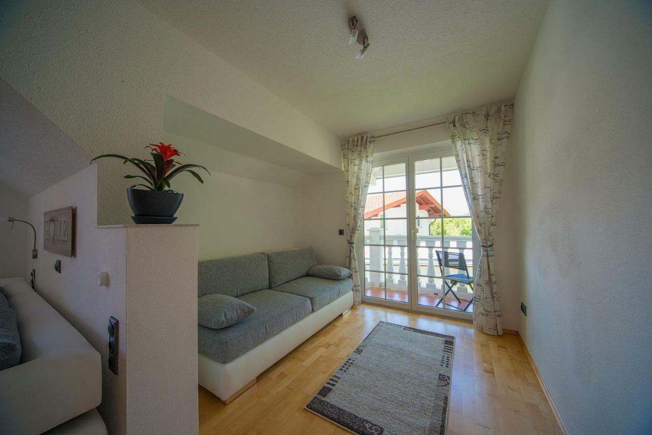 Apartment Tinney Kossen Bagian luar foto
